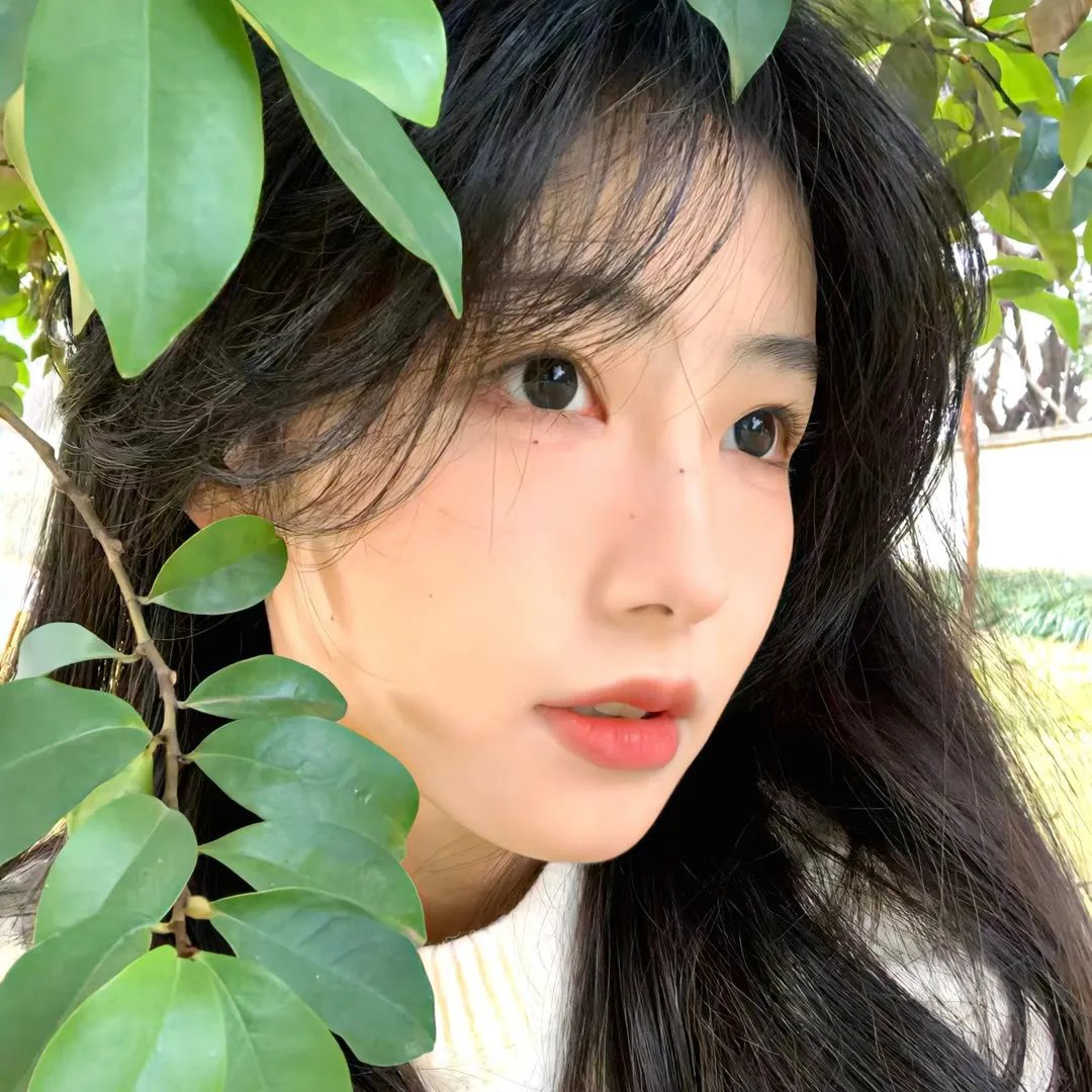 我想变成鸟，所以跳起来